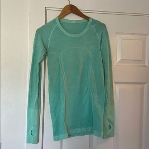 Lululemon seawheeze running shirt ONE OF A KIND